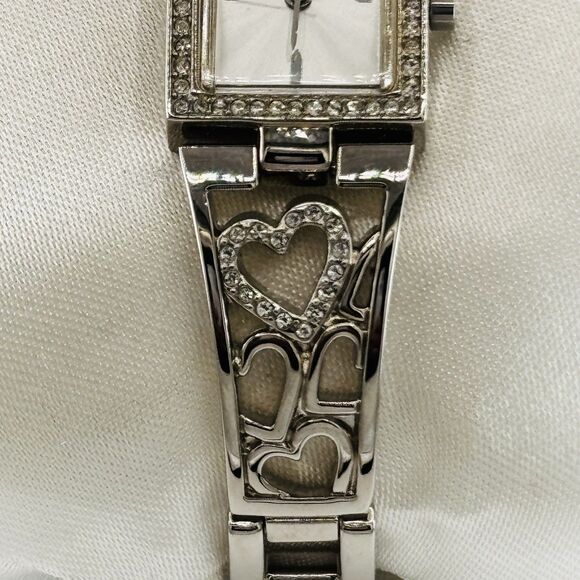 GUESS Women’s Wrist Watch U85041L1 Silver With Hearts And Crystals Petite Wrist main image 9
